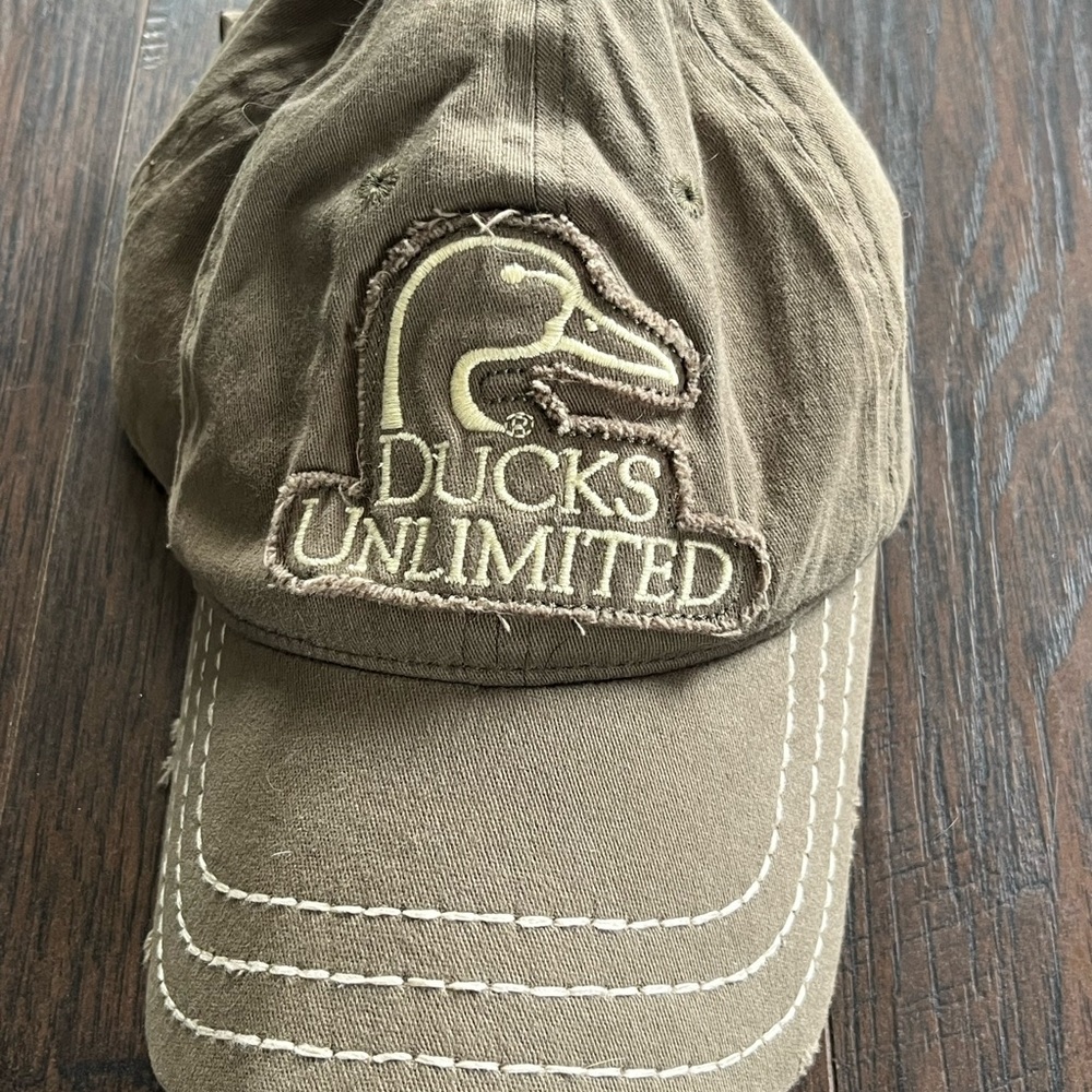 Ducks Unlimited Logo Baseball Cap in Olive